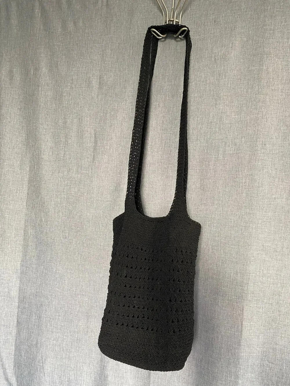 La Rue Black Crocheted Knit Crossbody Bucket Bag Tote Vintage 90s Y2K Boho